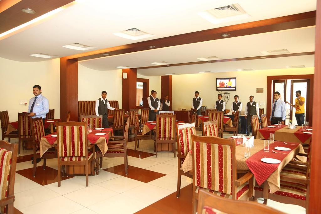 Hotel Raja Bhoj Bhopal Eksteriør billede