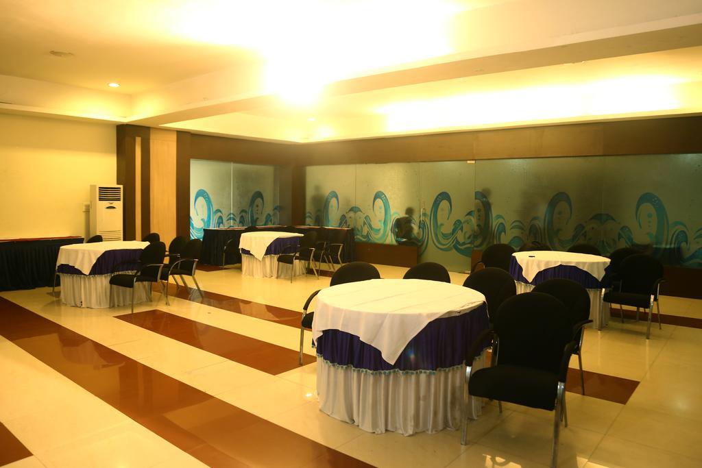 Hotel Raja Bhoj Bhopal Eksteriør billede
